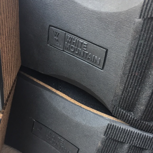 White Mountain Ladies Ankle Boots - Picture 10 of 13